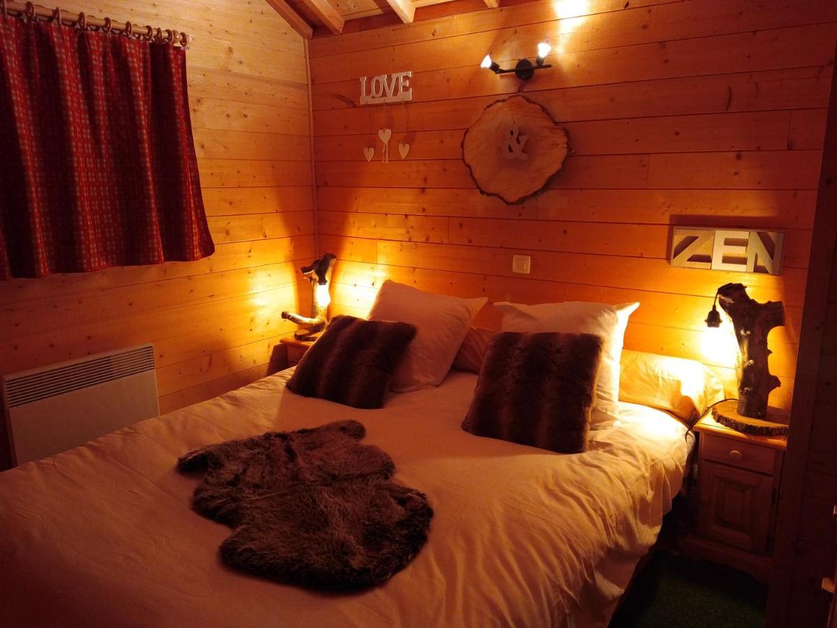 La Cabane A L'Oree Des Bornes 埃维尔 外观 照片