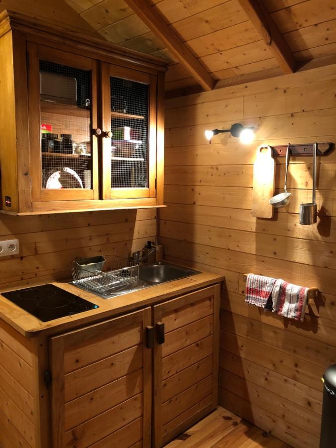 La Cabane A L'Oree Des Bornes 埃维尔 外观 照片